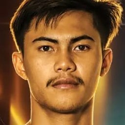 Phorn Viset Muay Thai fighter photo 3