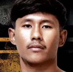 Yodkaoklai Muay Thai fighter photo 2