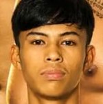 Yodsaenchai Muay Thai fighter photo 2