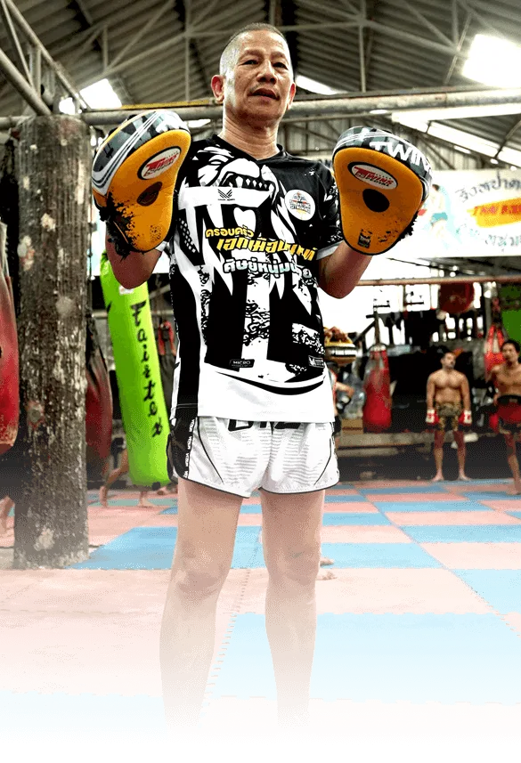 PETCH NUMNOI Muay Thai gym photo 2