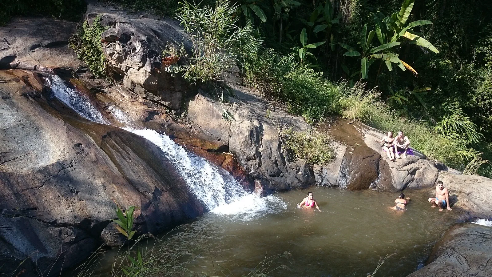Mo Paeng Waterfall