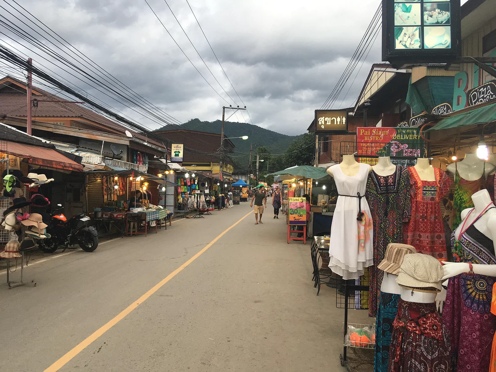 Pai Walking Street