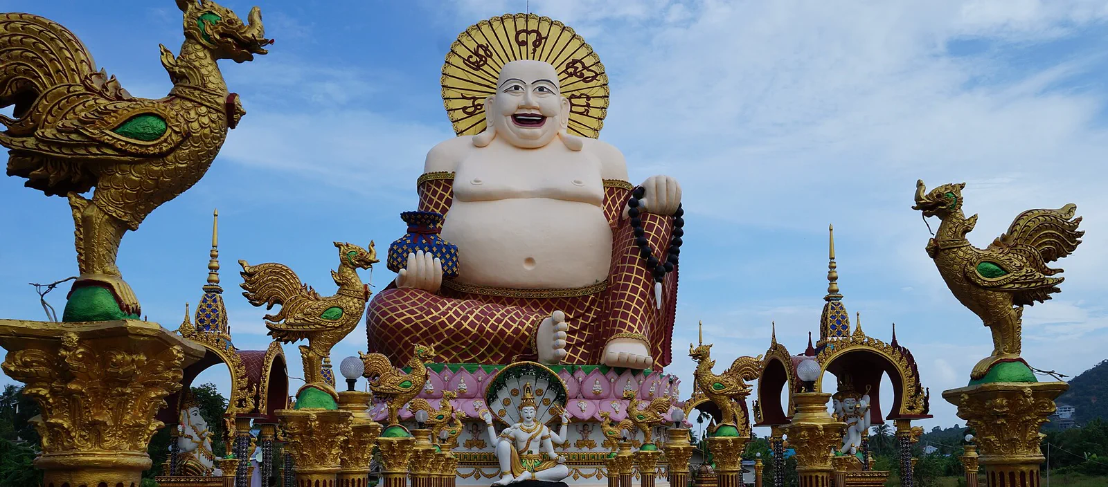 Wat Plai Laem