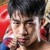 Farwanmai Muay Thai fighter photo 4