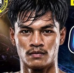 Natthadech Muay Thai fighter photo 4