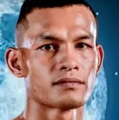 PETCH SAENKOM