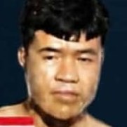 Phet Korakot Muay Thai fighter photo 2