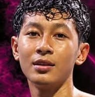 Thongsook Lek Muay Thai fighter photo 2