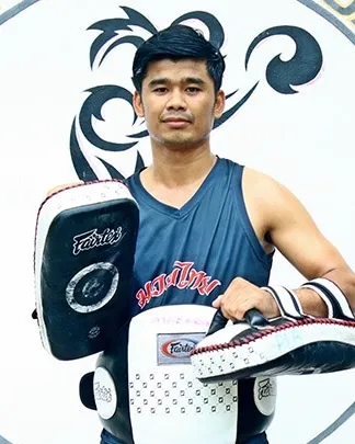 Kru Ter, coach